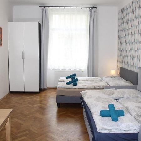 Central Prague Wenceslas Square Apartments Екстериор снимка