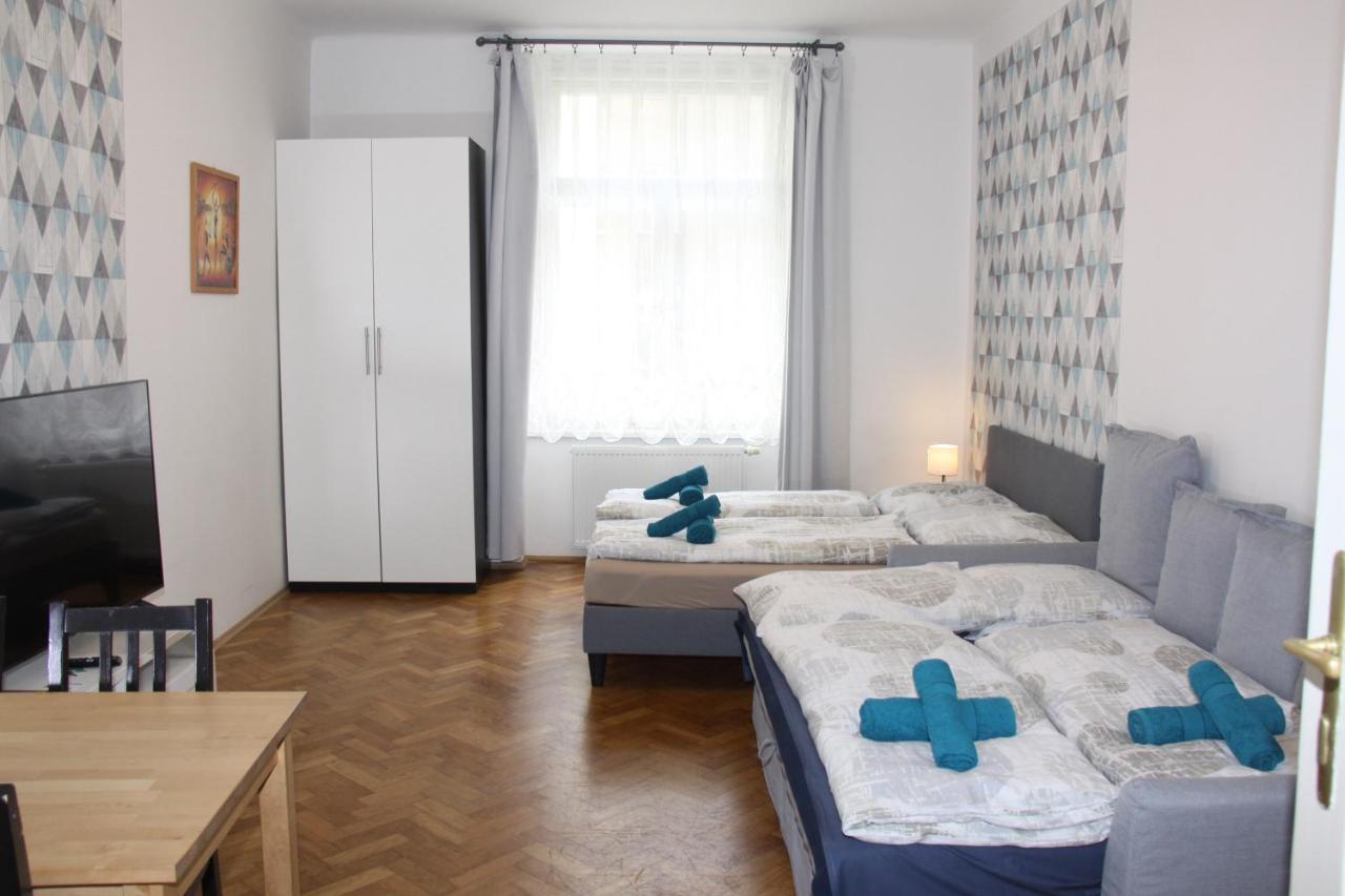 Central Prague Wenceslas Square Apartments Екстериор снимка